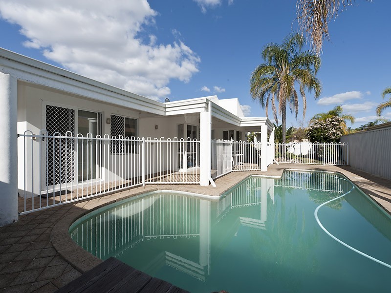 7 Sentinel Gardens, Leeming WA 6149