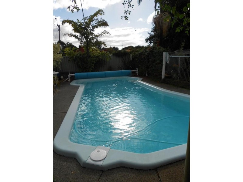 1 Hassell Crescent, Bull Creek WA 6149