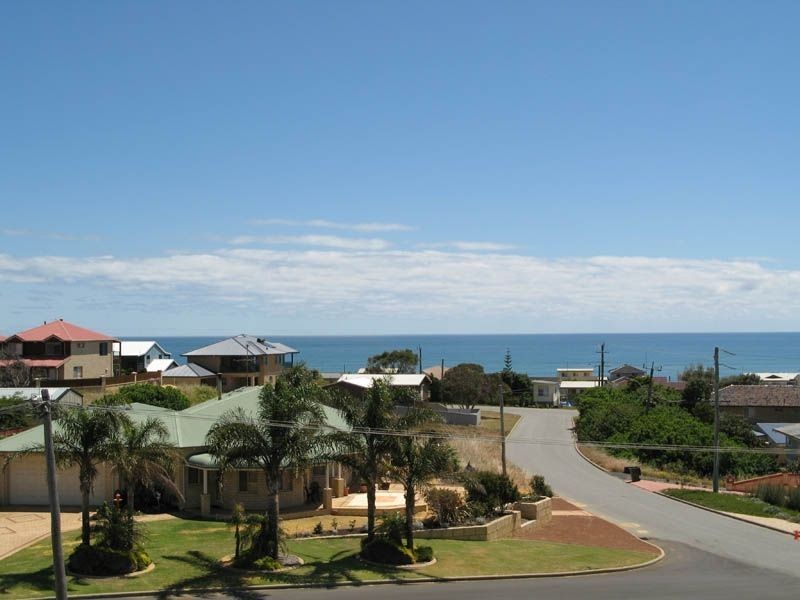 7 Scenic Drive, Falcon WA 6210