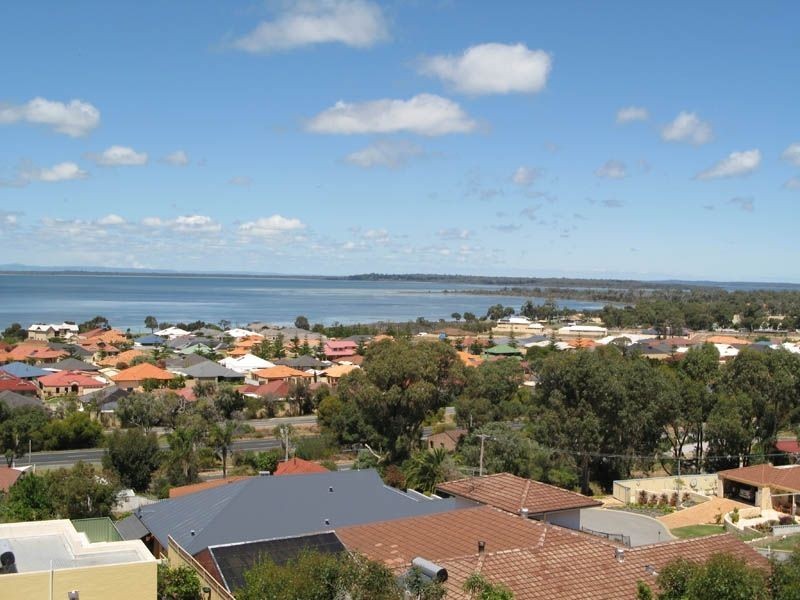 7 Scenic Drive, Falcon WA 6210