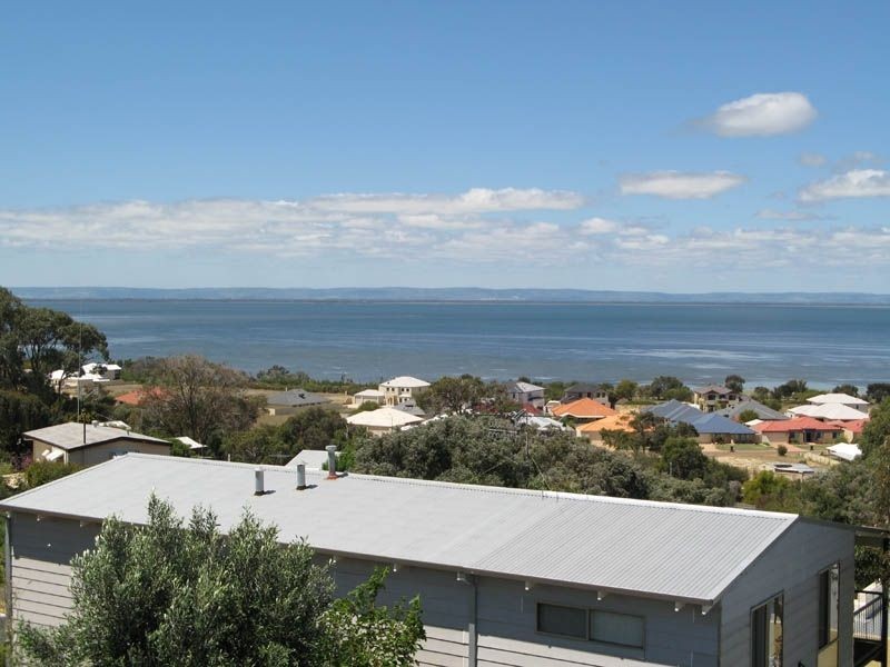 7 Scenic Drive, Falcon WA 6210