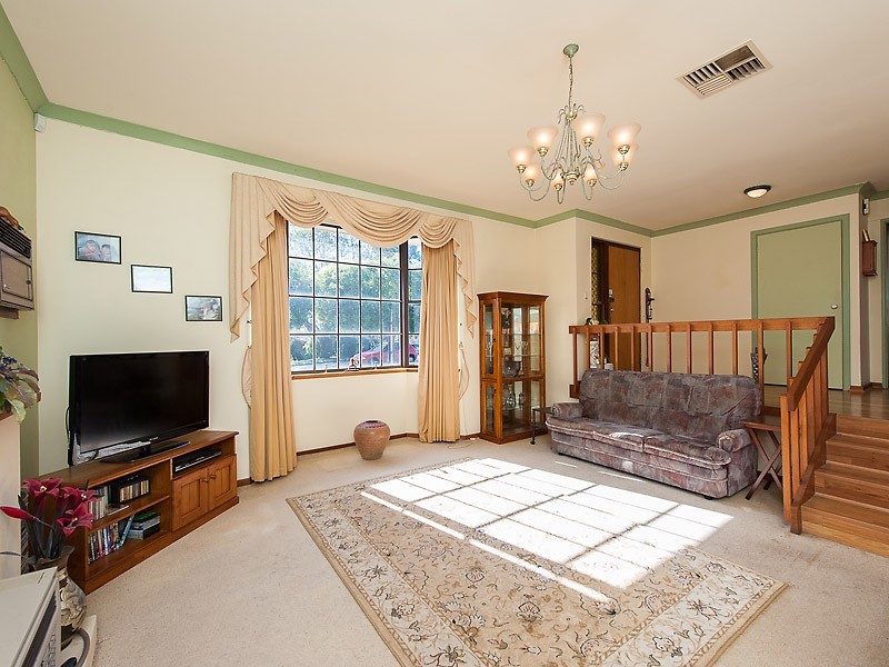 13 Bastion Court, Willetton WA 6155