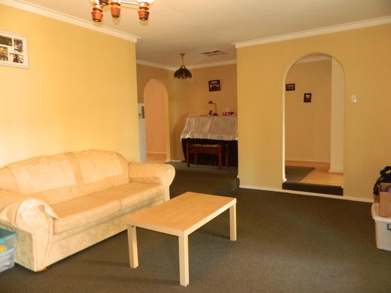 2 Endeavour Avenue, Bull Creek WA 6149