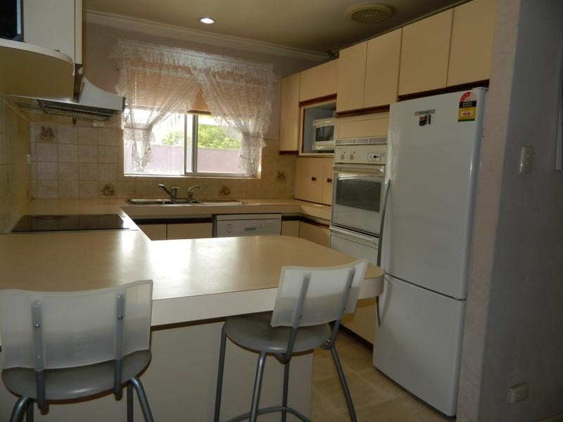 2 Endeavour Avenue, Bull Creek WA 6149