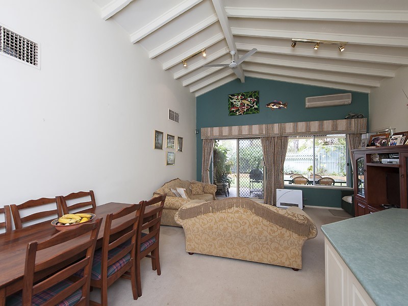 24 Goddard Way, Bull Creek WA 6149