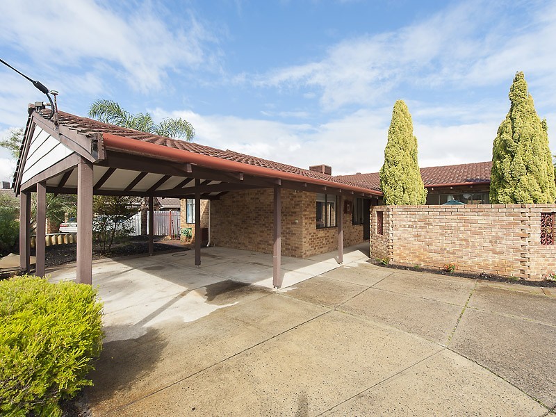 11 Fabian Close, Willetton WA 6155