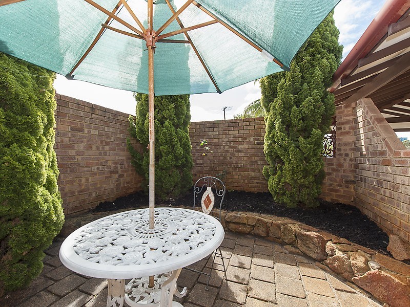 11 Fabian Close, Willetton WA 6155