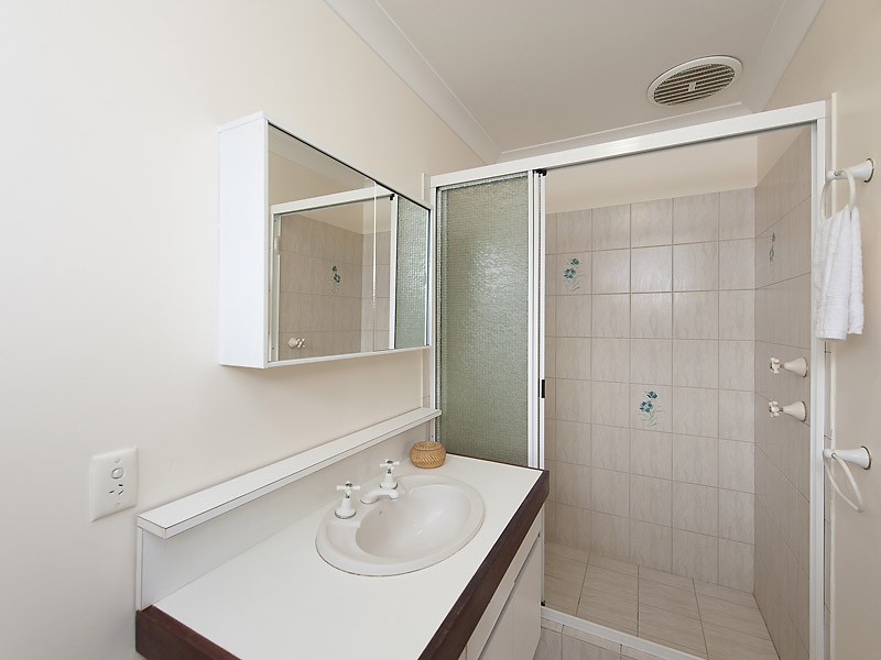 11 Fabian Close, Willetton WA 6155