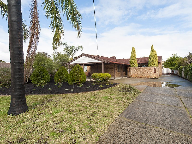 11 Fabian Close, Willetton WA 6155