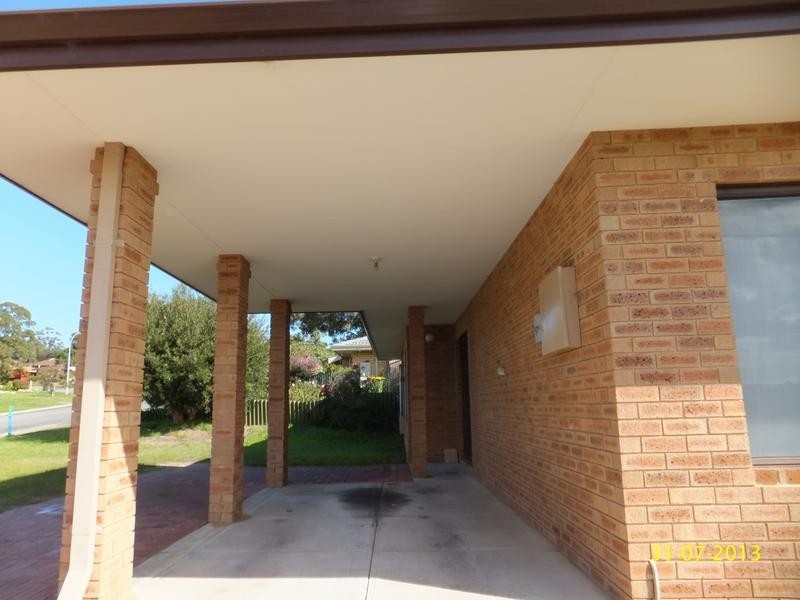 2 Masefield Avenue, North Lake WA 6163