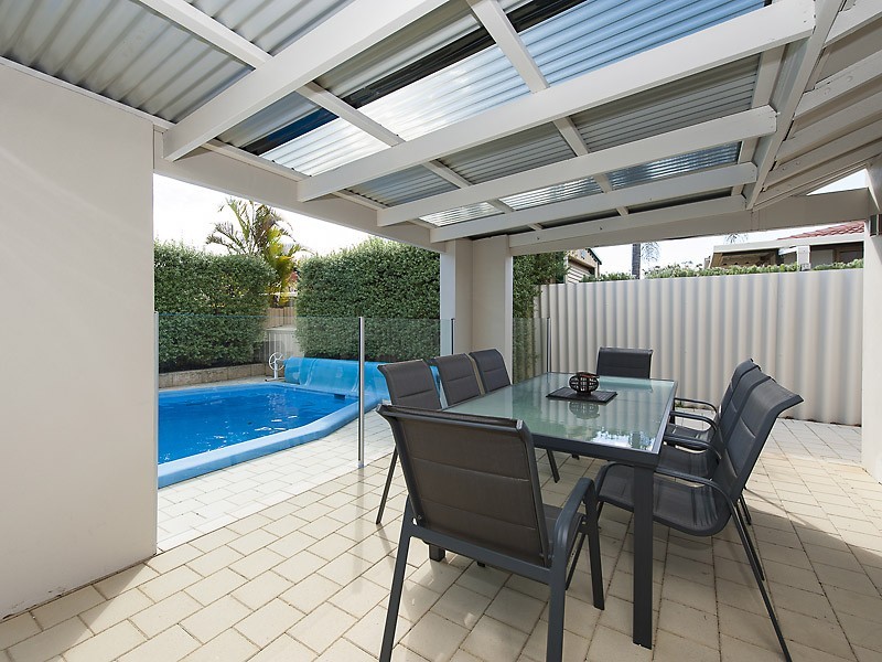 3 Clarke Way, Bateman WA 6150