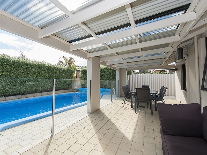 3 Clarke Way, Bateman WA 6150