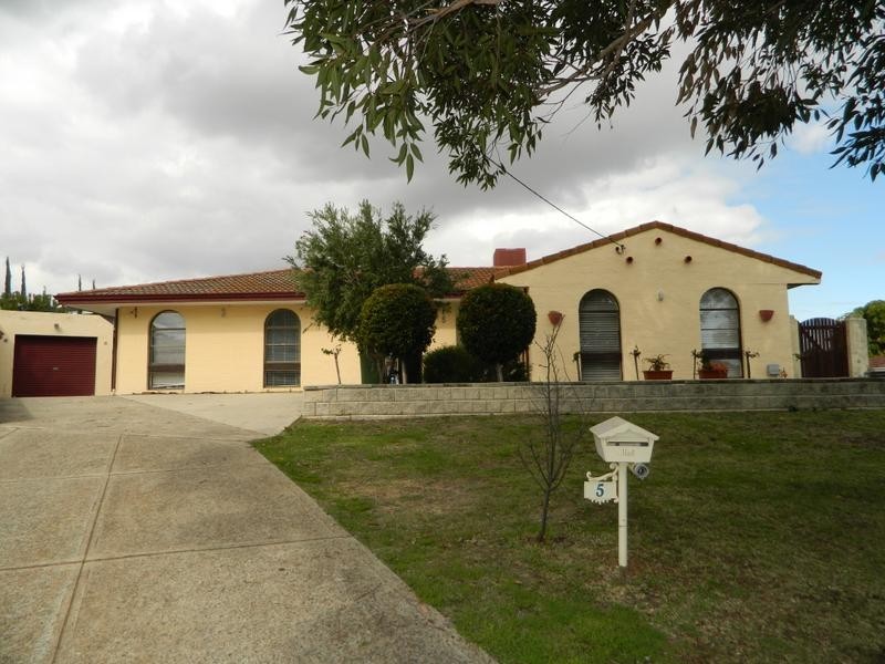 5 Lewis Close, Bull Creek WA 6149