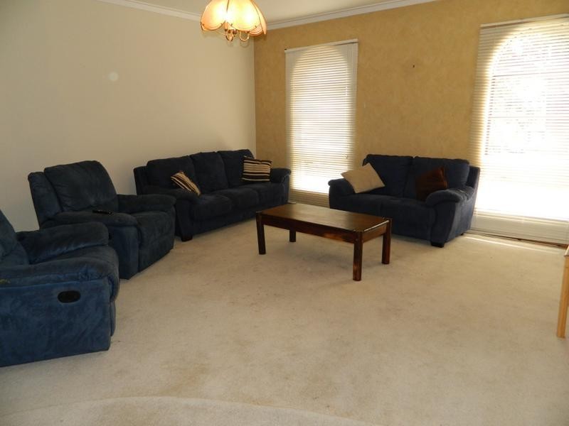 5 Lewis Close, Bull Creek WA 6149