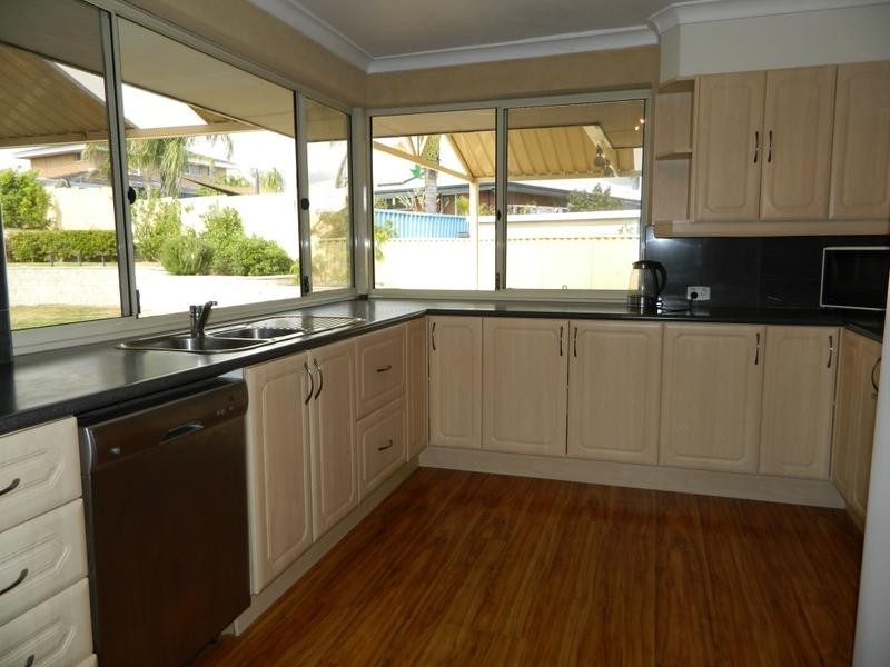 5 Lewis Close, Bull Creek WA 6149