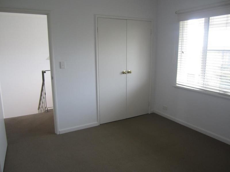 8 Tallow Tree Crescent, Subiaco WA 6008