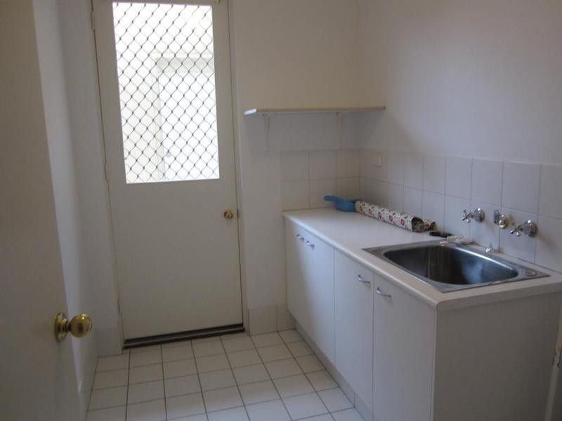 8 Tallow Tree Crescent, Subiaco WA 6008