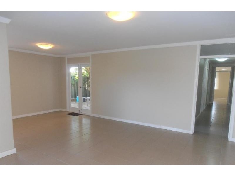 43 South Street, Kardinya WA 6163