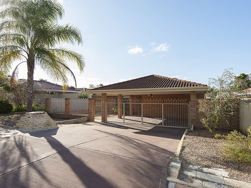 3 Brooke Gardens, Bateman WA 6150