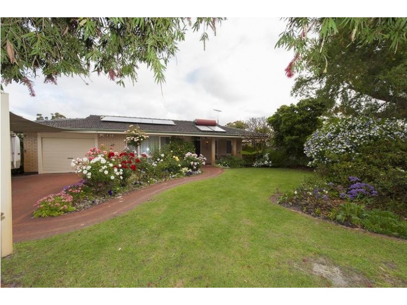 11 Bartling Crescent, Bateman WA 6150