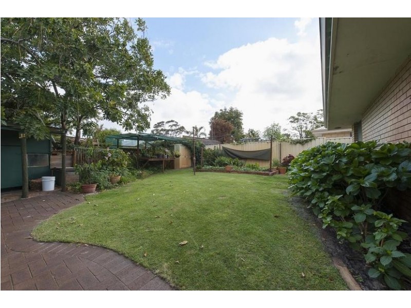 11 Bartling Crescent, Bateman WA 6150