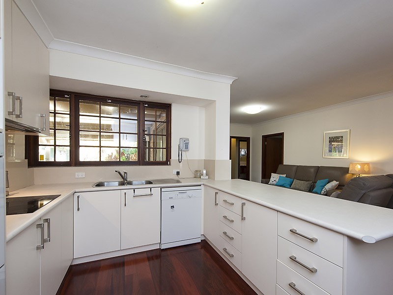 2 Solly Court, Bull Creek WA 6149