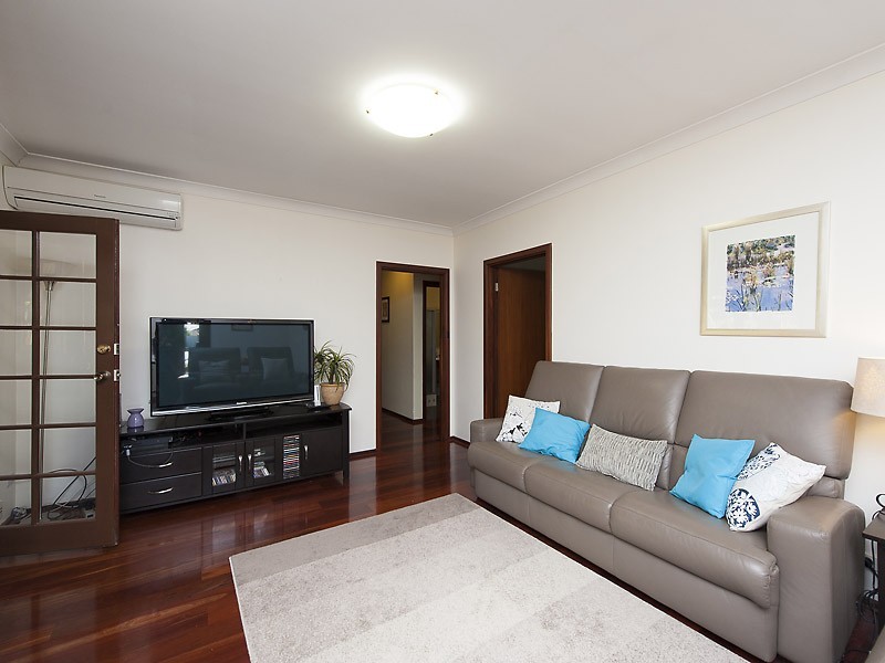 2 Solly Court, Bull Creek WA 6149