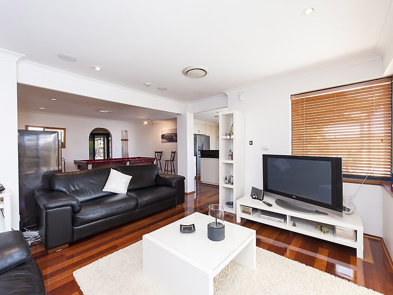 10 Driver Way, Bull Creek WA 6149