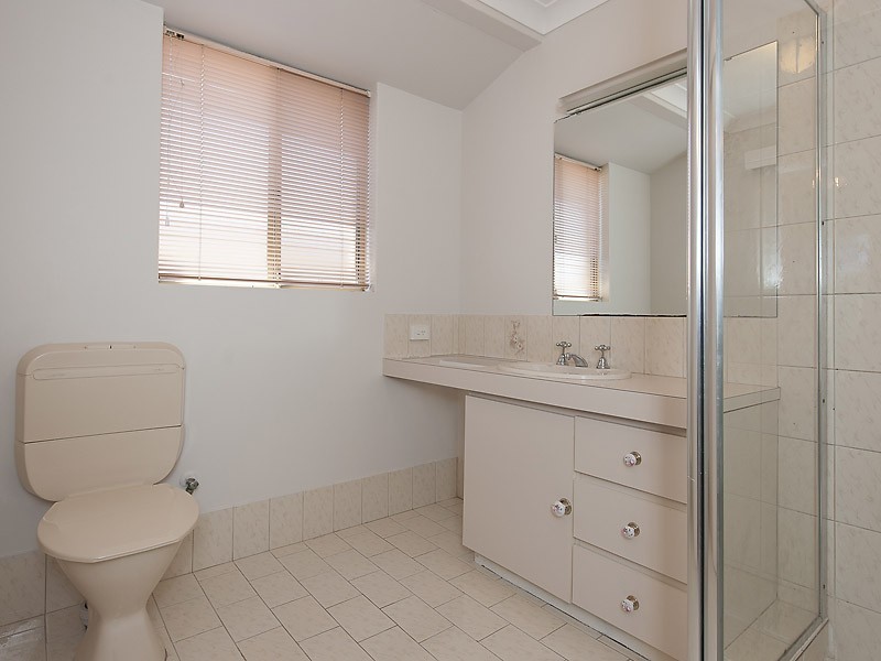 17 Curran Place, Leeming WA 6149