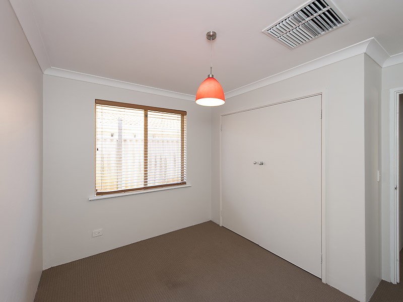 17 Curran Place, Leeming WA 6149