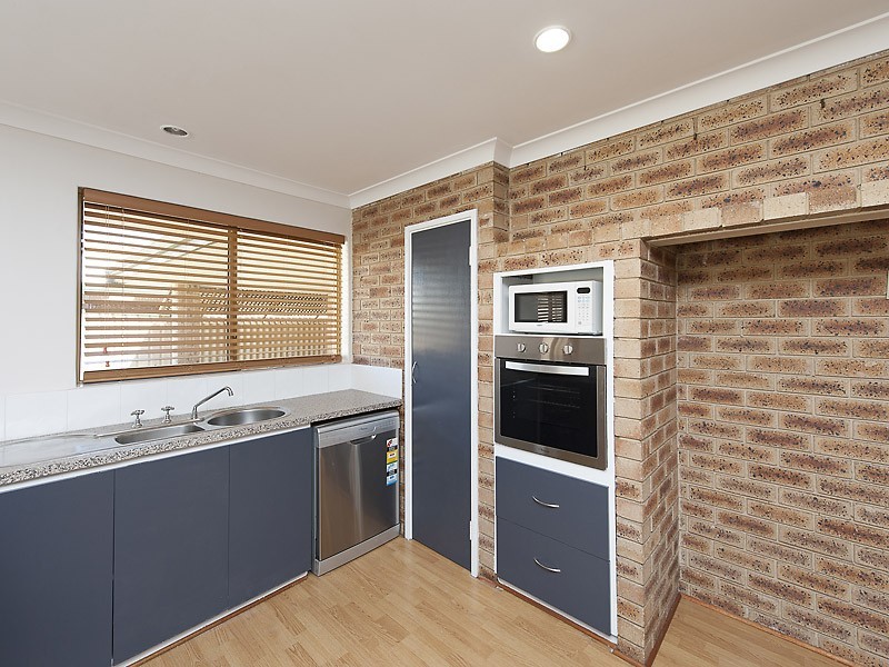 17 Curran Place, Leeming WA 6149