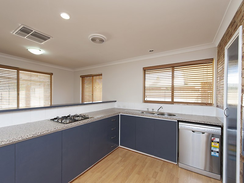 17 Curran Place, Leeming WA 6149