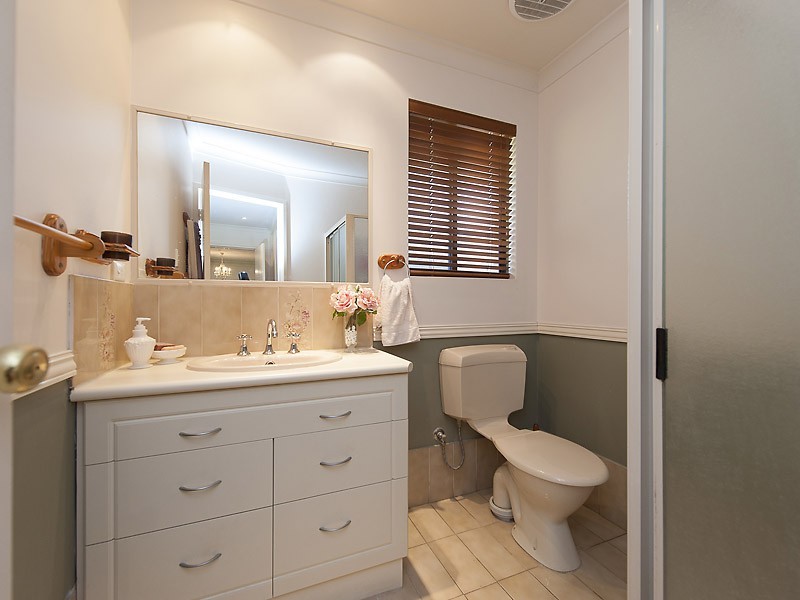 13 Envall Way, Leeming WA 6149