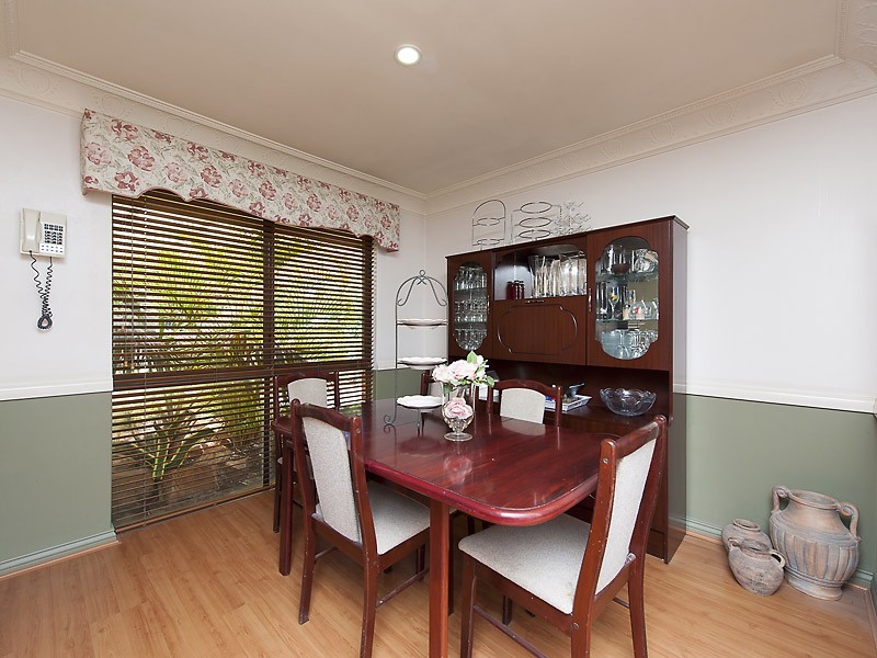 13 Envall Way, Leeming WA 6149