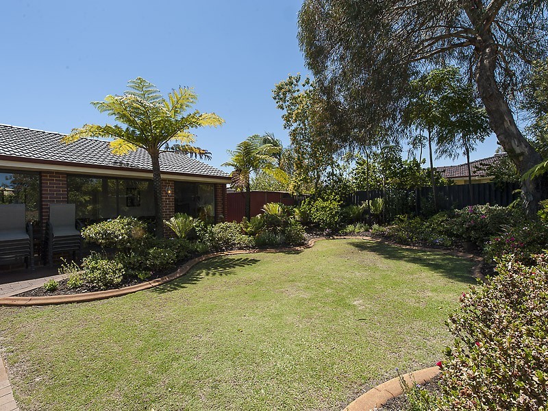 13 Envall Way, Leeming WA 6149