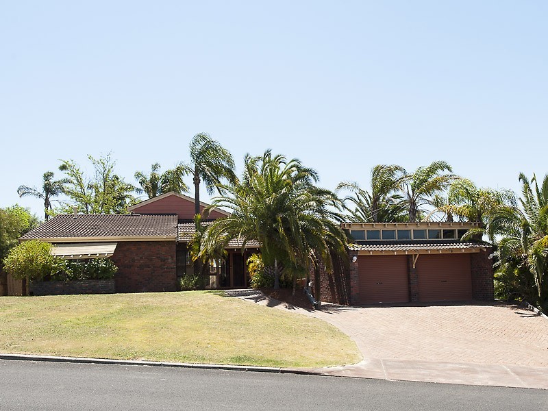 8 Timbrell Way, Leeming WA 6149