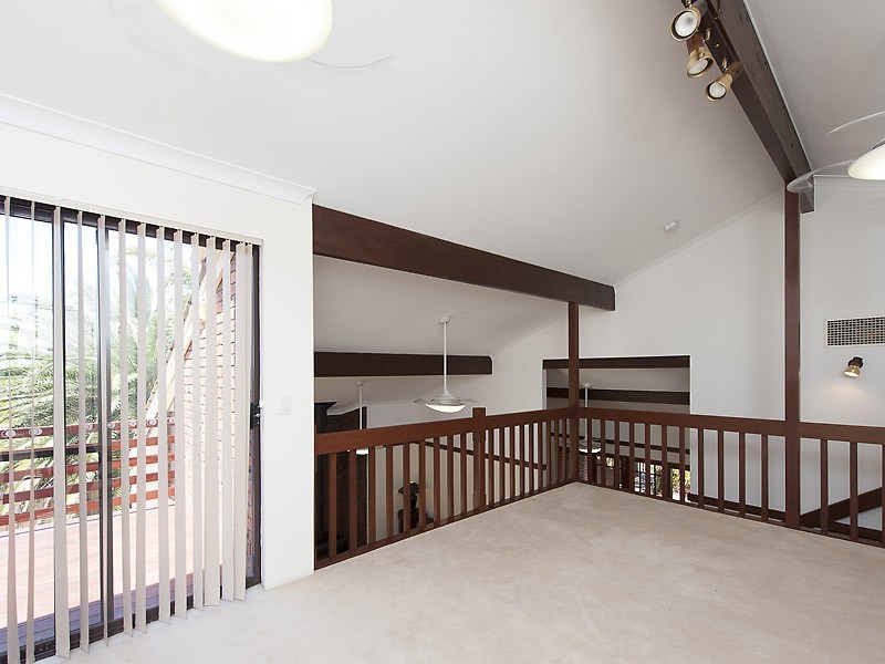 8 Timbrell Way, Leeming WA 6149