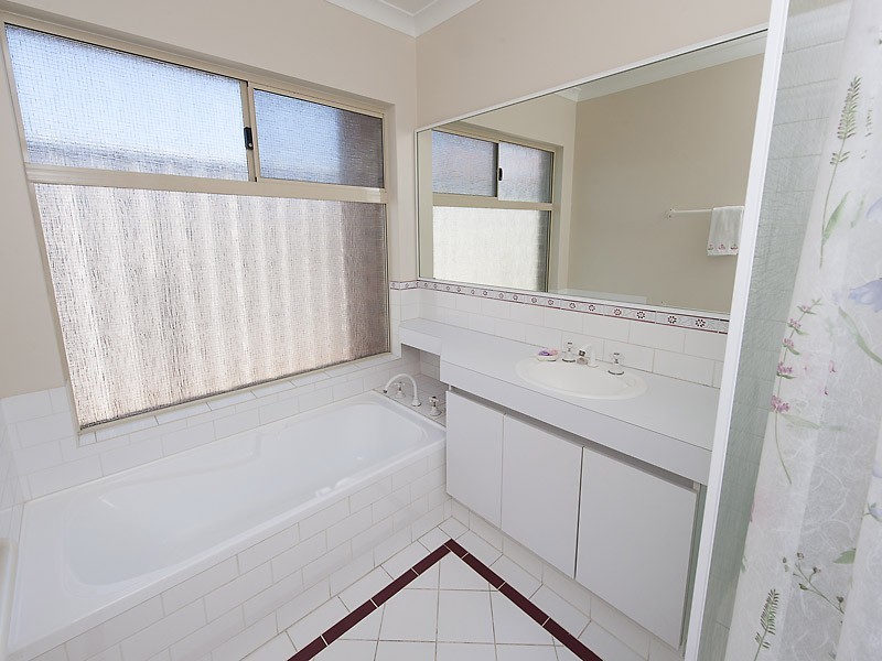 18 Curedale Mews, Bull Creek WA 6149