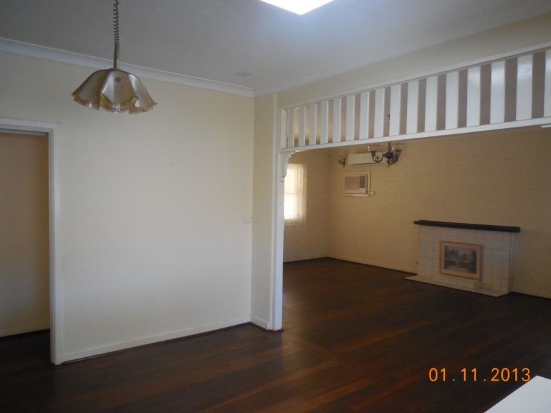 2 Cowrie Crescent, Mount Pleasant WA 6153