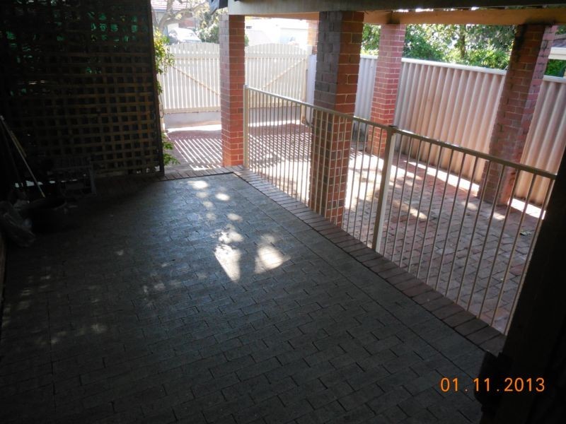 2 Cowrie Crescent, Mount Pleasant WA 6153