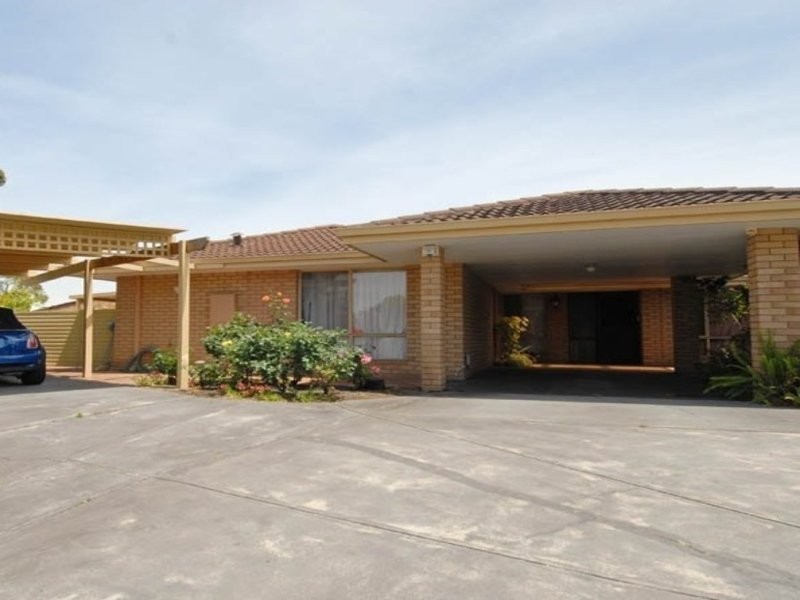 42 Urbahns Crescent, Bateman WA 6150