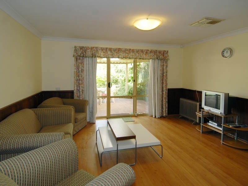 42 Urbahns Crescent, Bateman WA 6150