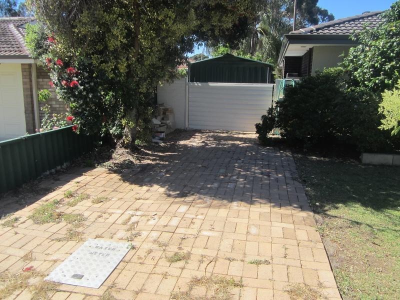 4 Paperbark Drive, Willetton WA 6155