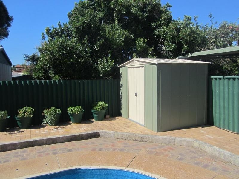 4 Paperbark Drive, Willetton WA 6155