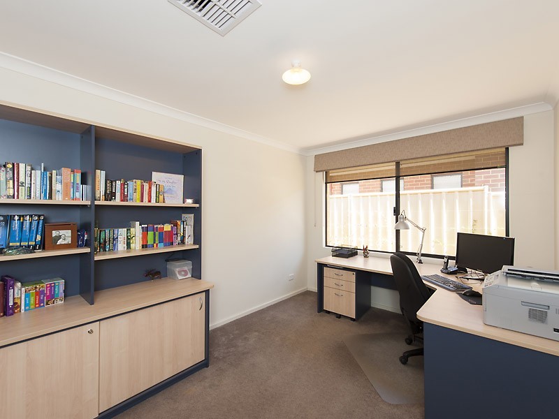 50 Jacksonia Promenade, Success WA 6164