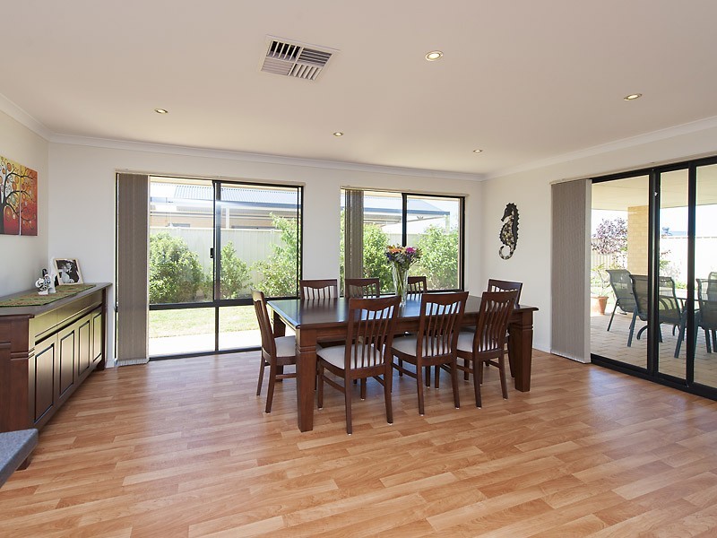 50 Jacksonia Promenade, Success WA 6164