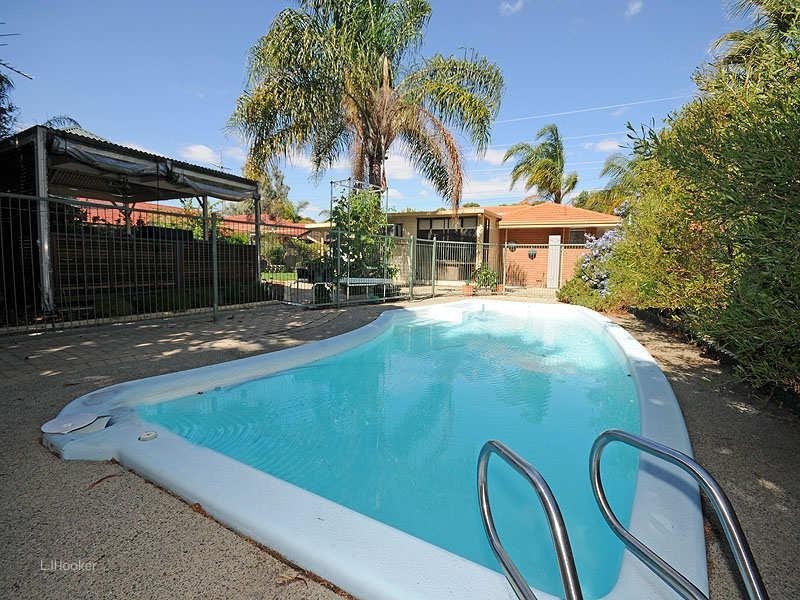 13 Owgan Place, Bull Creek WA 6149