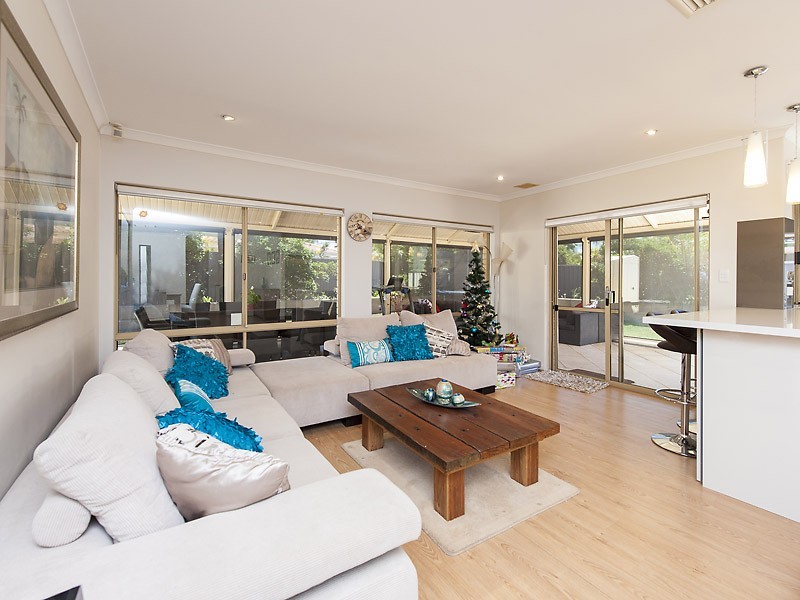 70 Beasley Road, Leeming WA 6149