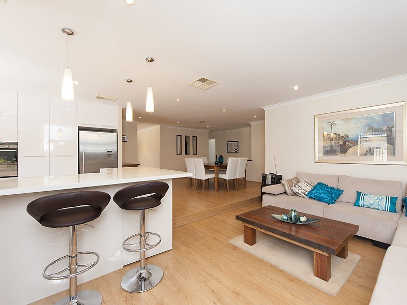 70 Beasley Road, Leeming WA 6149