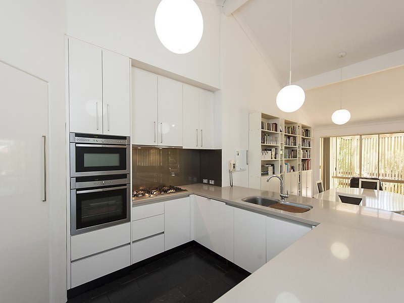 7 Upson Court, Leeming WA 6149